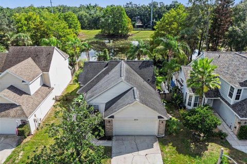 House in Orlando, Florida 2 bedrooms, 113.9 sq.m. № 2395619 - photo 3