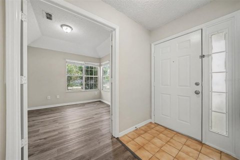 House in Orlando, Florida 2 bedrooms, 113.9 sq.m. № 2395619 - photo 5