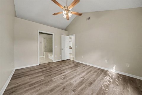House in Orlando, Florida 2 bedrooms, 113.9 sq.m. № 2395619 - photo 22
