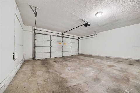 House in Orlando, Florida 2 bedrooms, 113.9 sq.m. № 2395619 - photo 27
