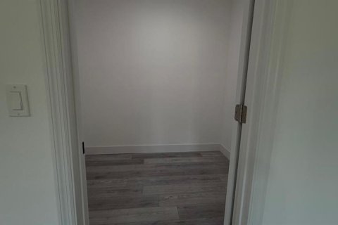 Купить виллу или дом в Клермон, Флорида 5 комнат, 136.57м2, № 1858220 - фото 18