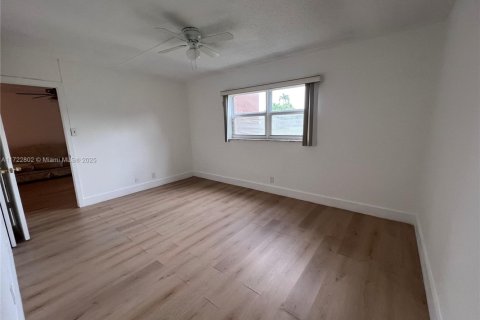 Copropriété à vendre à Margate, Floride: 2 chambres, 91.97 m2 № 1729650 - photo 10