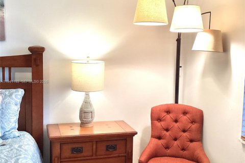 Купить кондоминиум в Пемброк-Пайнс, Флорида 1 спальня, 74.32м2, № 1998430 - фото 19