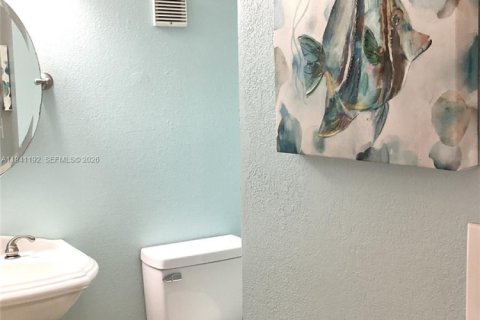 Купить кондоминиум в Пемброк-Пайнс, Флорида 1 спальня, 74.32м2, № 1998430 - фото 12