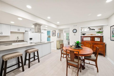 Copropriété à vendre à Gainesville, Floride: 3 chambres, 128.39 m2 № 1909300 - photo 8