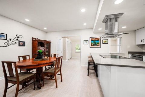 Copropriété à vendre à Gainesville, Floride: 3 chambres, 128.39 m2 № 1909300 - photo 16