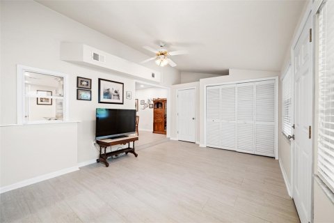 Copropriété à vendre à Gainesville, Floride: 3 chambres, 128.39 m2 № 1909300 - photo 20