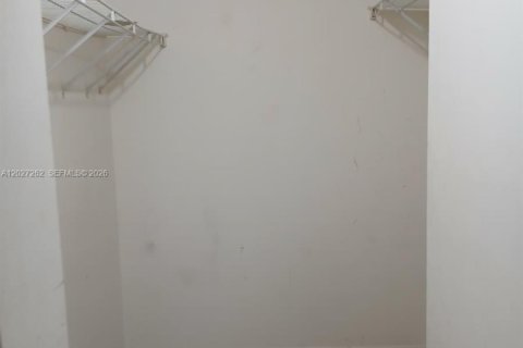Copropriété à vendre à Pembroke Pines, Floride: 2 chambres, 73.11 m2 № 2084943 - photo 6