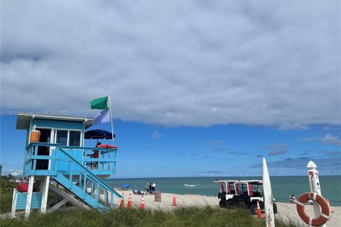 Copropriété à louer à Surfside, Floride: 1 chambre, 54.81 m2 № 1889920 - photo 30