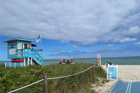 Copropriété à louer à Surfside, Floride: 1 chambre, 54.81 m2 № 1889920 - photo 28