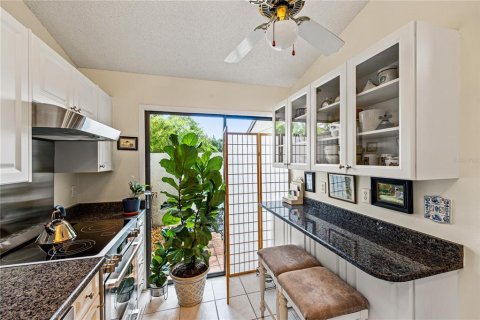 Condominio en venta en Bradenton, Florida, 1 dormitorio, 77.39 m2 № 1828426 - foto 12