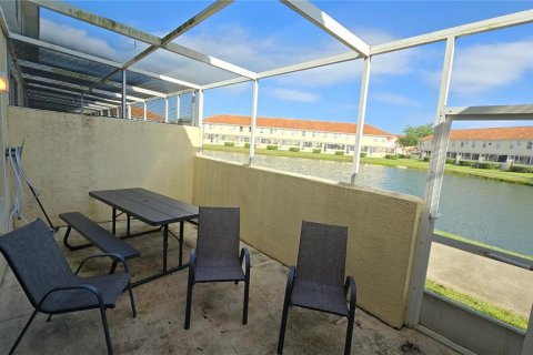 Touwnhouse à vendre à Kissimmee, Floride: 3 chambres, 128.39 m2 № 2098218 - photo 19