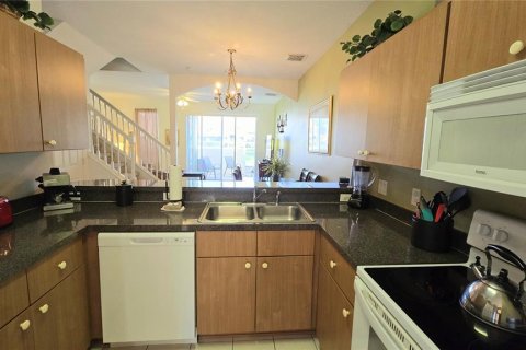 Touwnhouse à vendre à Kissimmee, Floride: 3 chambres, 128.39 m2 № 2098218 - photo 4
