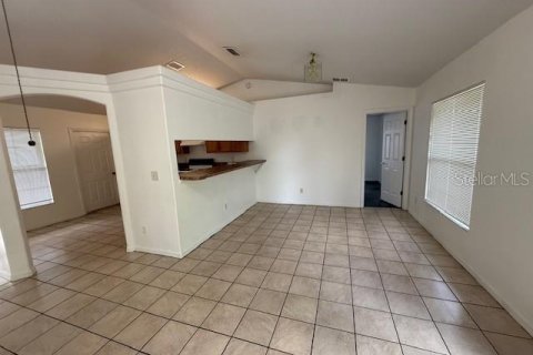 House in Ocala, Florida 3 bedrooms, 122.63 sq.m. № 2099384 - photo 4