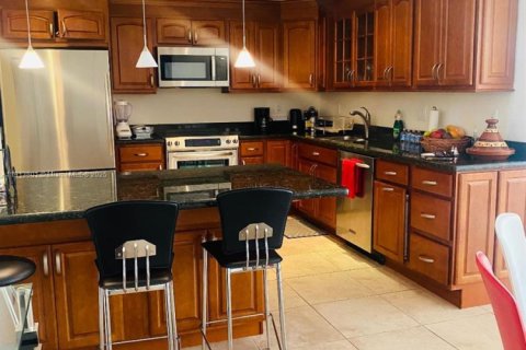 Copropriété à louer à Key Biscayne, Floride: 2 chambres, 121.79 m2 № 1968495 - photo 9