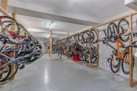 Copropriété à louer à Key Biscayne, Floride: 2 chambres, 121.79 m2 № 1968495 - photo 4