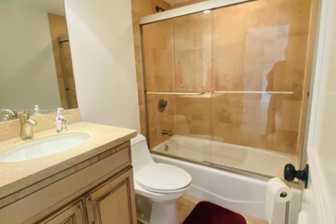 Copropriété à louer à Key Biscayne, Floride: 2 chambres, 121.79 m2 № 1968495 - photo 17