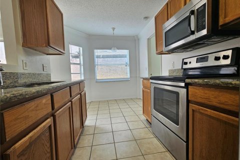 Dúplex en venta en Orlando, Florida, 2 dormitorios, 79.9 m2 № 1805458 - foto 13