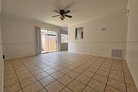 Dúplex en venta en Orlando, Florida, 2 dormitorios, 79.9 m2 № 1805458 - foto 6