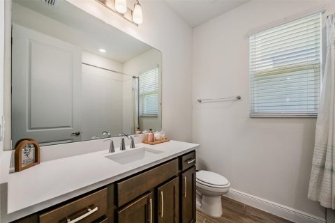 House in Parrish, Florida 4 bedrooms, 252.69 sq.m. № 2405303 - photo 18