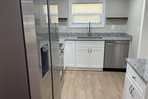 Casa en venta en Fort Meade, Florida, 4 dormitorios, 127.83 m2 № 1826470 - foto 5