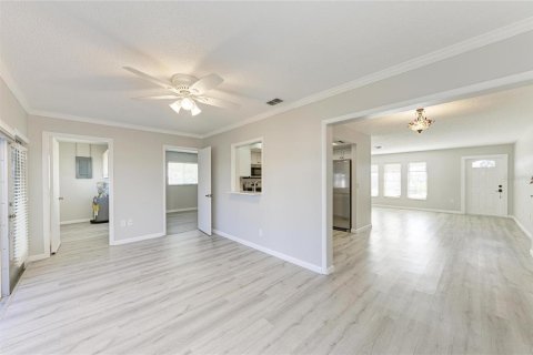 Condo in Venice, Florida, 2 bedrooms  № 2201454 - photo 14