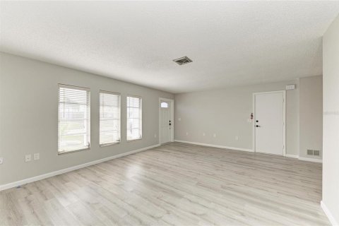 Condo in Venice, Florida, 2 bedrooms  № 2201454 - photo 4
