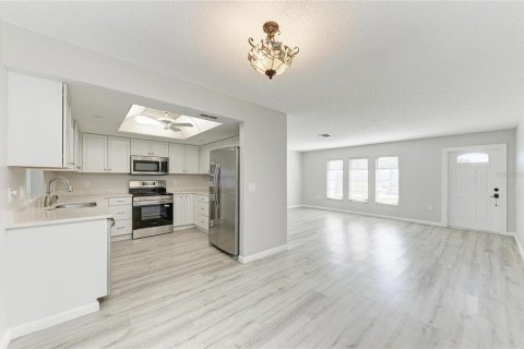 Condo in Venice, Florida, 2 bedrooms  № 2201454 - photo 11