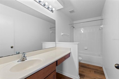 Townhouse in Orlando, Florida 3 bedrooms, 137.77 sq.m. № 2431002 - photo 22