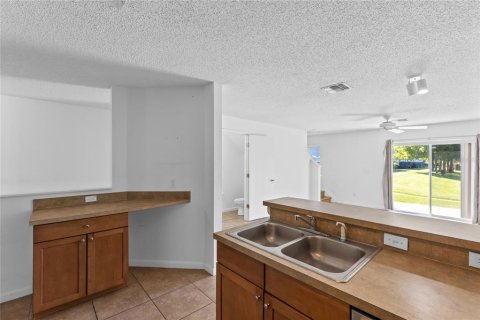 Townhouse in Orlando, Florida 3 bedrooms, 137.77 sq.m. № 2431002 - photo 6