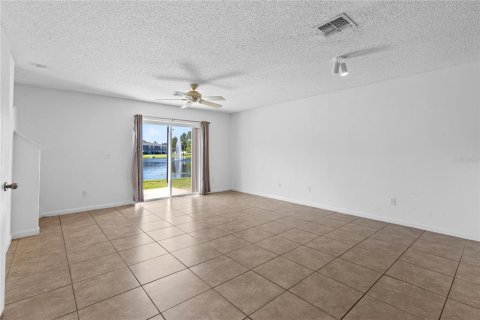 Townhouse in Orlando, Florida 3 bedrooms, 137.77 sq.m. № 2431002 - photo 11