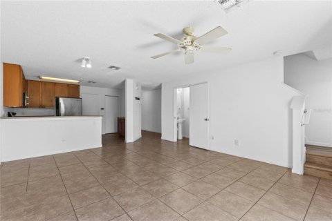 Townhouse in Orlando, Florida 3 bedrooms, 137.77 sq.m. № 2431002 - photo 9