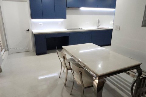 Купить кондоминиум в Майами, Флорида 3 спальни, 112.88м2, № 1971842 - фото 4