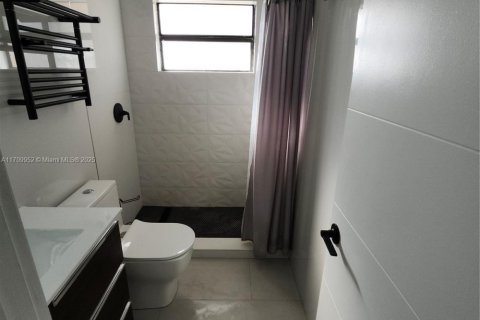 Купить кондоминиум в Майами, Флорида 3 спальни, 112.88м2, № 1971842 - фото 29