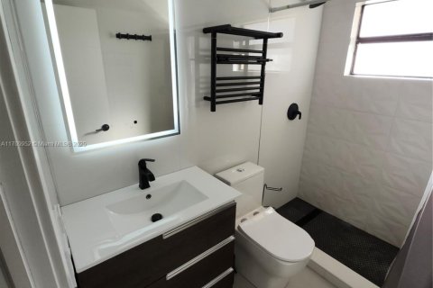 Купить кондоминиум в Майами, Флорида 3 спальни, 112.88м2, № 1971842 - фото 30