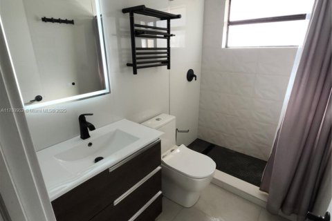 Купить кондоминиум в Майами, Флорида 3 спальни, 112.88м2, № 1971842 - фото 28