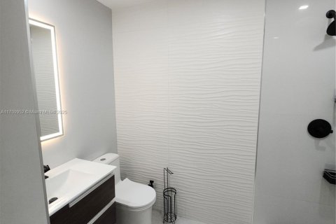 Купить кондоминиум в Майами, Флорида 3 спальни, 112.88м2, № 1971842 - фото 20