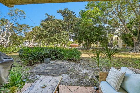 Touwnhouse à vendre à Deerfield Beach, Floride: 2 chambres, 99.41 m2 № 2080913 - photo 30