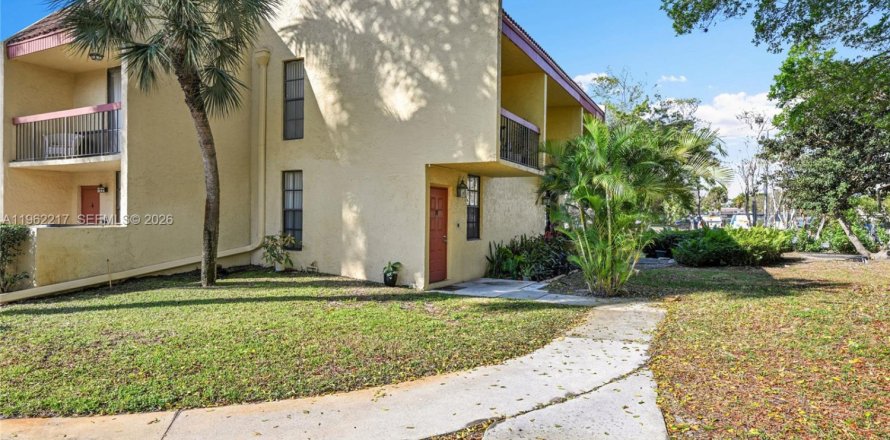 Touwnhouse à Deerfield Beach, Floride 2 chambres, 99.41 m2 № 2080913