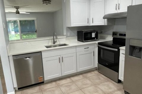 Townhouse in Boynton Beach, Florida 3 bedrooms, 148.27 sq.m. № 2178951 - photo 7