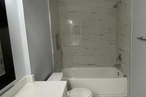Townhouse in Boynton Beach, Florida 3 bedrooms, 148.27 sq.m. № 2178951 - photo 28