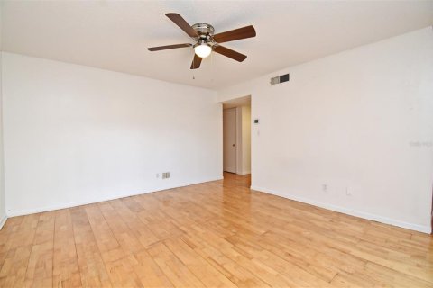 Condominio en venta en Winter Park, Florida, 1 dormitorio, 73.67 m2 № 1866806 - foto 12