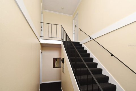 Condo in Winter Park, Florida, 1 bedroom  № 1866806 - photo 6