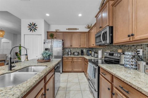 House in Homestead, Florida 3 bedrooms, 157.75 sq.m. № 2067799 - photo 11