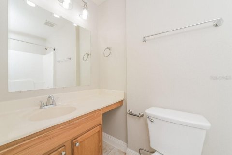 Villa ou maison à louer à Kissimmee, Floride: 4 chambres, 221.11 m2 № 2100206 - photo 16