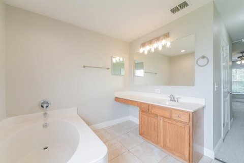 Villa ou maison à louer à Kissimmee, Floride: 4 chambres, 221.11 m2 № 2100206 - photo 14