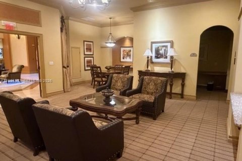 Condo in Coral Gables, Florida, 2 bedrooms  № 2051698 - photo 19