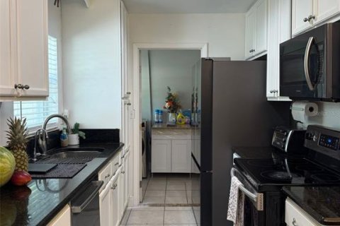 Villa ou maison à louer à Casselberry, Floride: 3 chambres, 159.05 m2 № 1780297 - photo 6