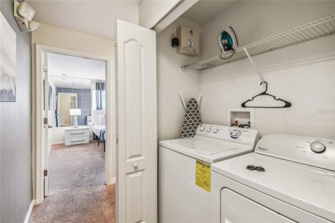 Adosado en venta en Kissimmee, Florida, 4 dormitorios, 176.7 m2 № 2097497 - foto 21
