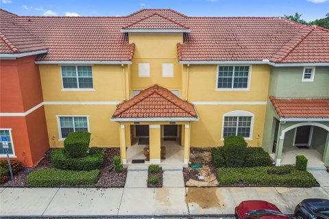 Adosado en venta en Kissimmee, Florida, 4 dormitorios, 176.7 m2 № 2097497 - foto 2